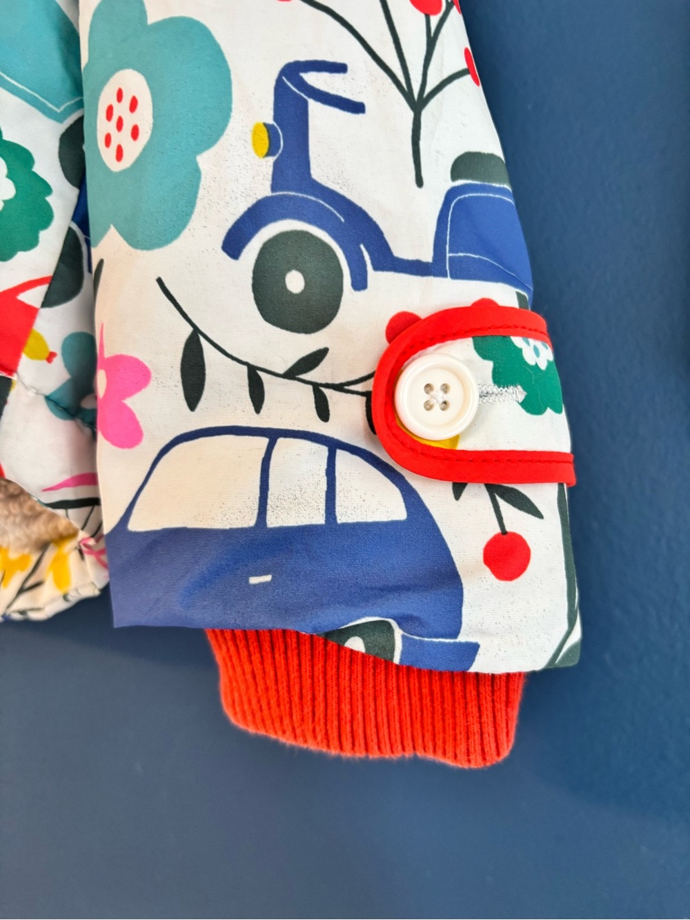 MiniBoden Multicolor Floral & Car Print Hooded Jacket - Picture 2 of 5